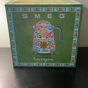 SMEG Dolce & Gabbana Kettle